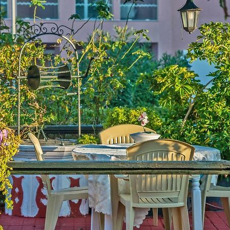 Ina Apartment Kalamákion エクステリア 写真