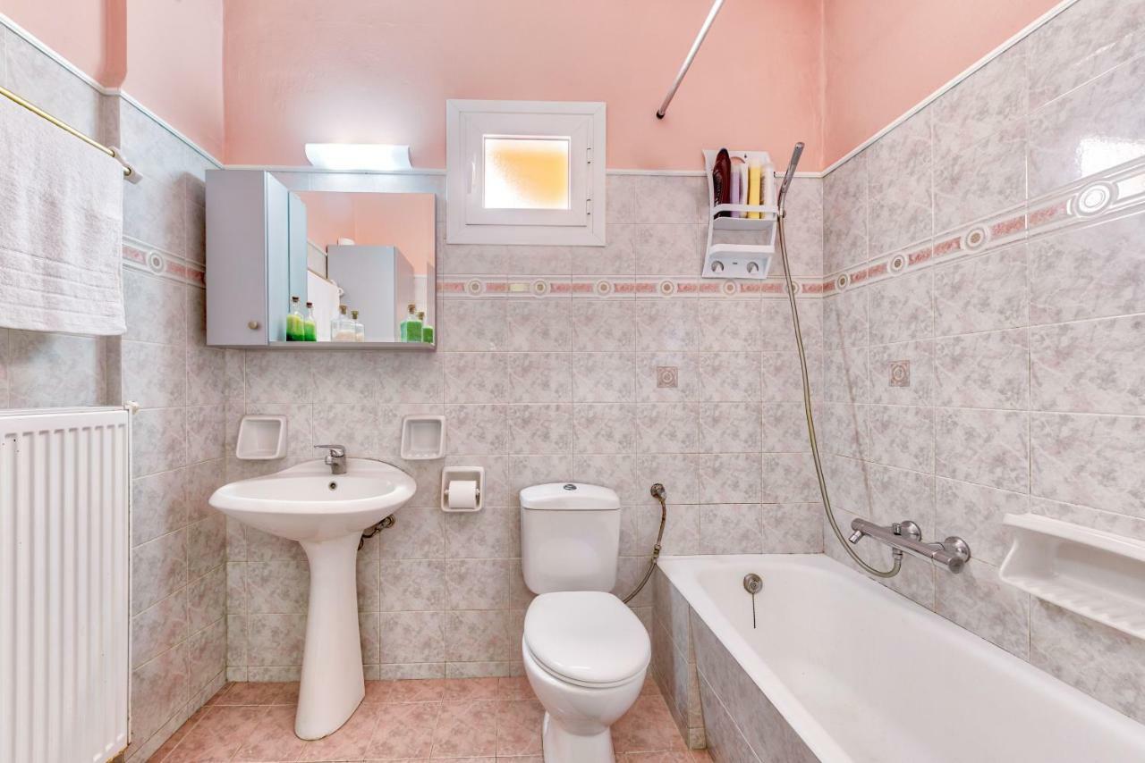 Ina Apartment Kalamákion エクステリア 写真