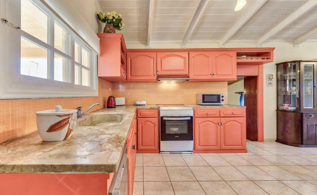 Ina Apartment Kalamákion エクステリア 写真